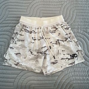 White Camo NFQ shorts